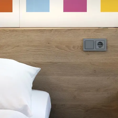 ホテル ビジネス＆バジェット テッシン