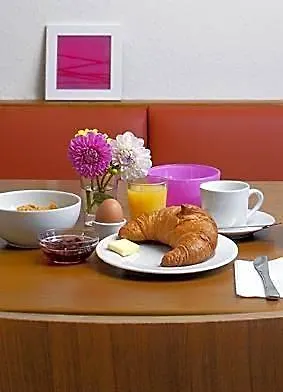 Hotell Business & Budget Tessin