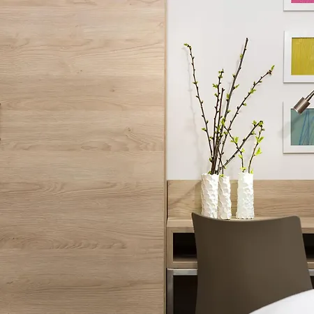 ビジネス＆バジェット テッシン 2* ミュンヘン