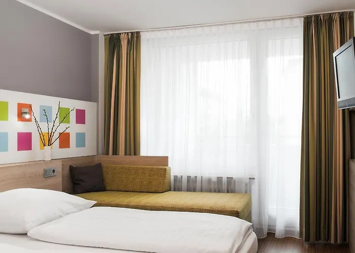 Business & Budget Tessin מלון 2*